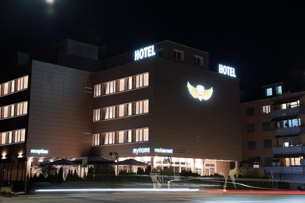 My - Free Parking Hotel 4*