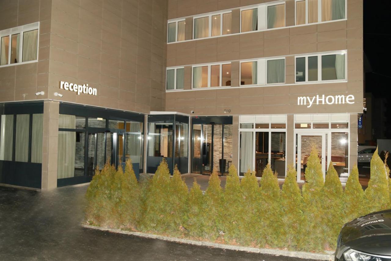 Hotel My - Free Parking
